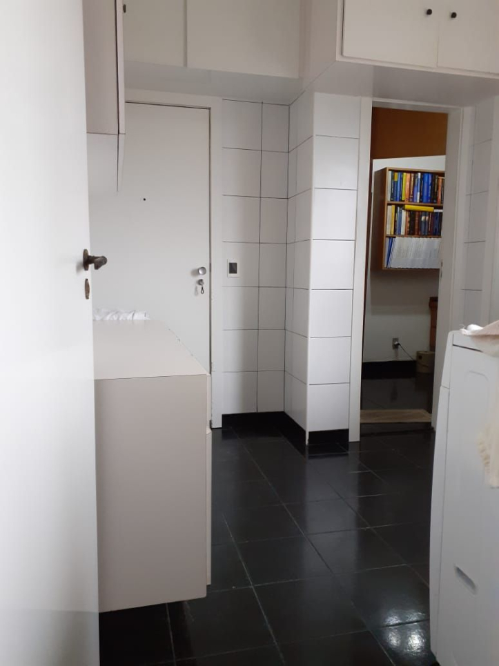 Apartamento à venda com 4 quartos, 170m² - Foto 16