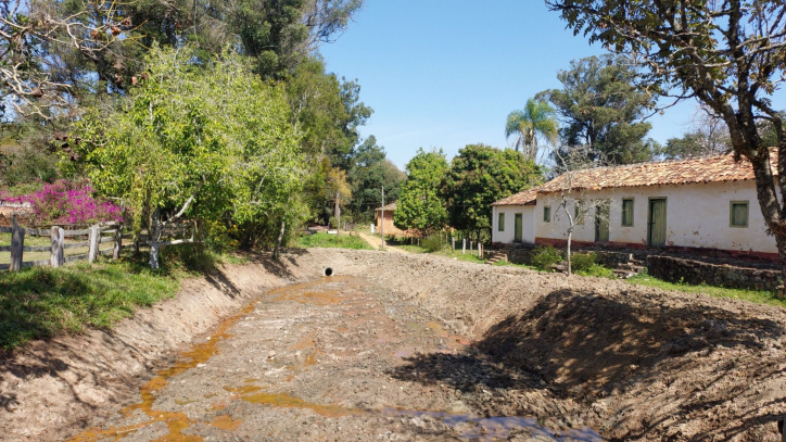 Fazenda à venda com 6 quartos, 500m² - Foto 123