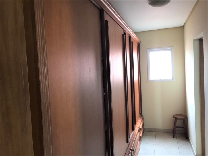 Sobrado à venda com 4 quartos, 298m² - Foto 18