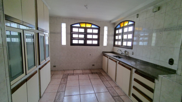 Sobrado à venda com 4 quartos, 275m² - Foto 13