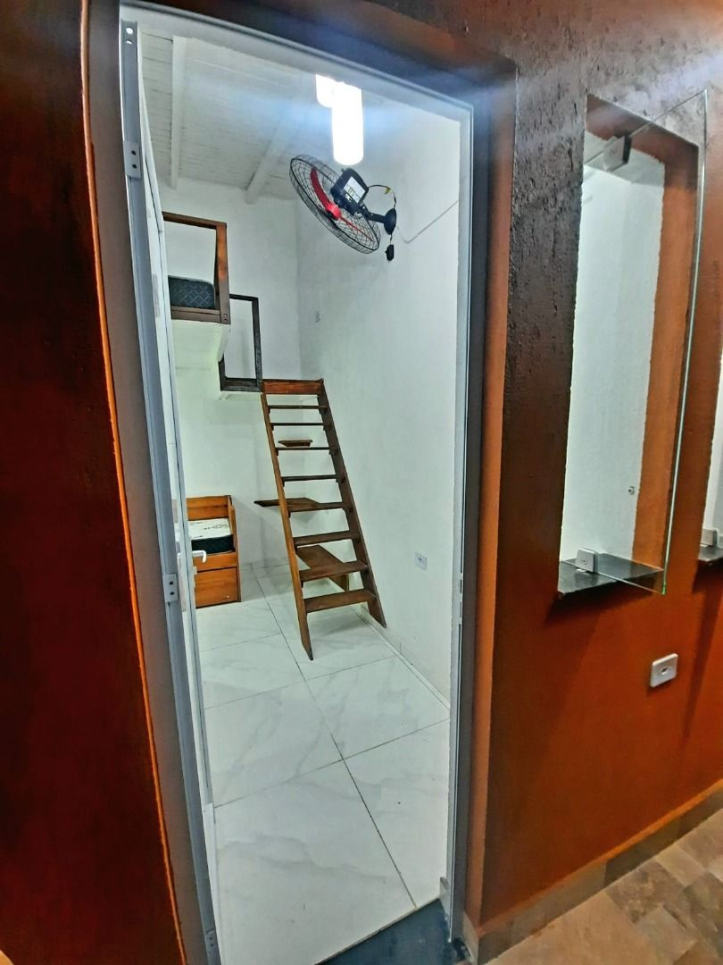 Prédio Inteiro à venda com 8 quartos, 150m² - Foto 10