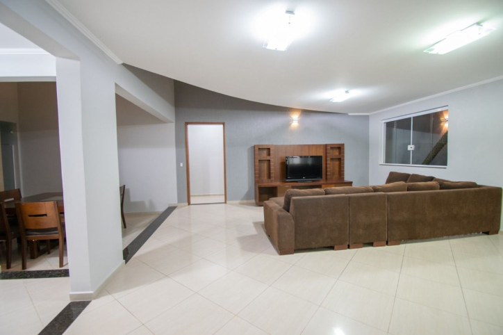 Casa à venda com 4 quartos, 400m² - Foto 10