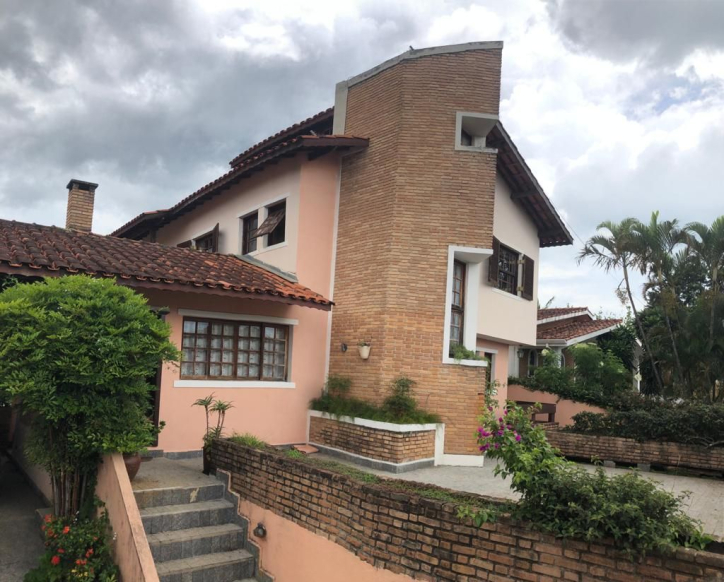 Sobrado à venda com 4 quartos, 350m² - Foto 1