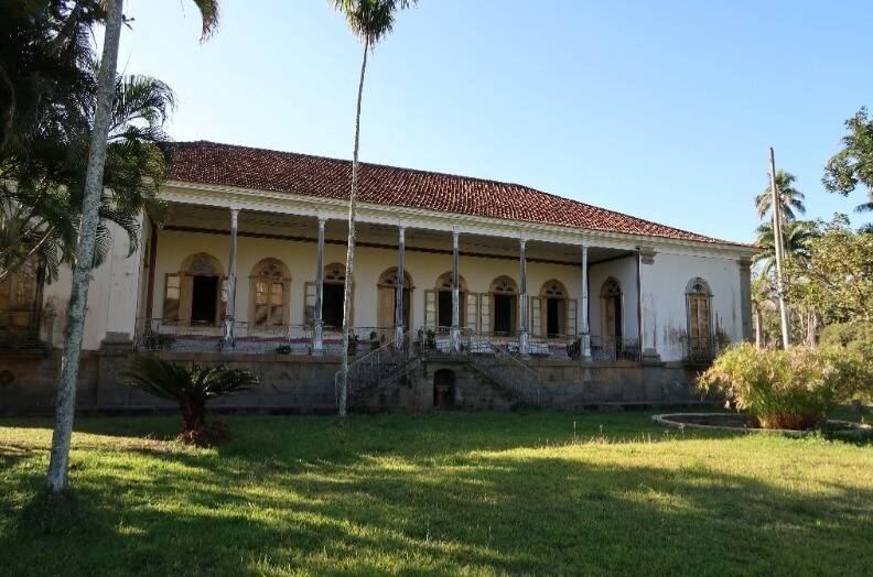 Fazenda à venda com 10 quartos, 785m² - Foto 2