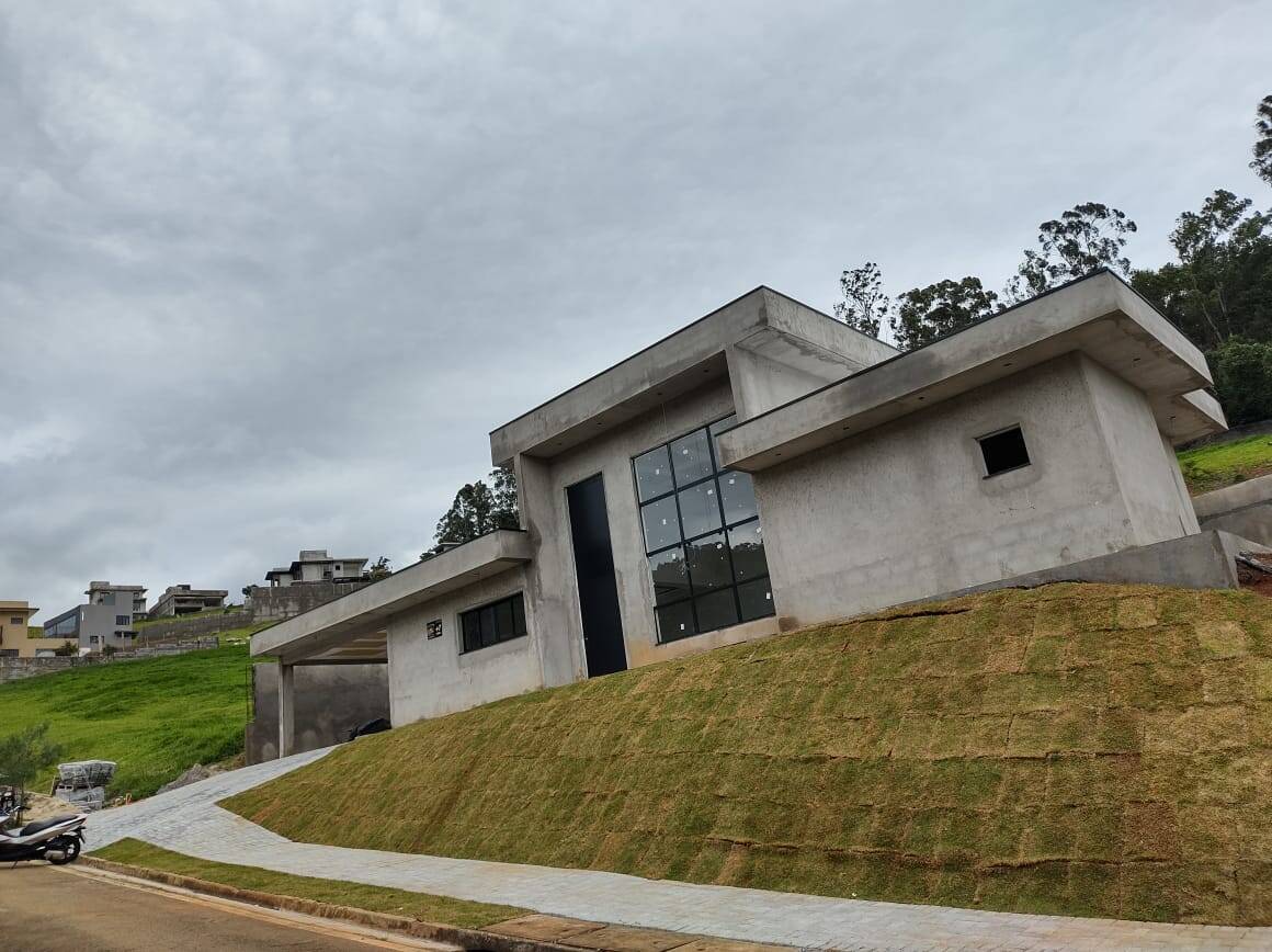 Casa à venda com 3 quartos, 160m² - Foto 2