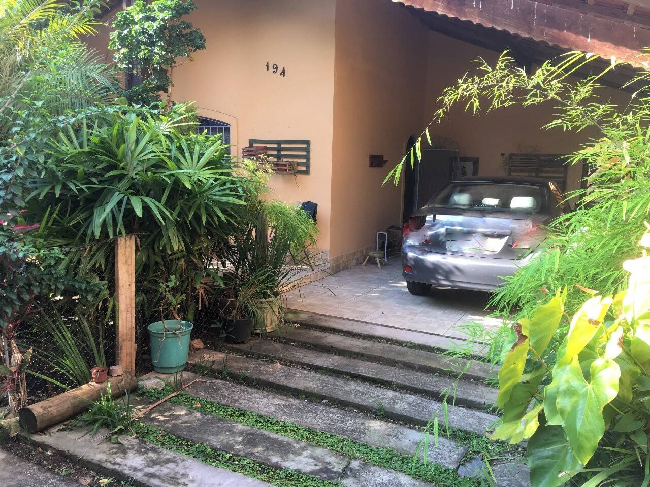 Casa à venda com 3 quartos, 180m² - Foto 2