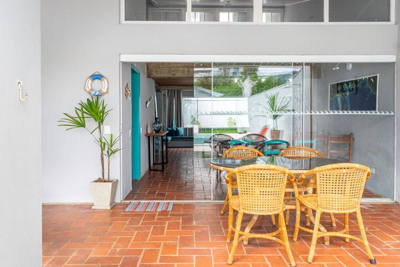 Casa à venda com 3 quartos, 210m² - Foto 17