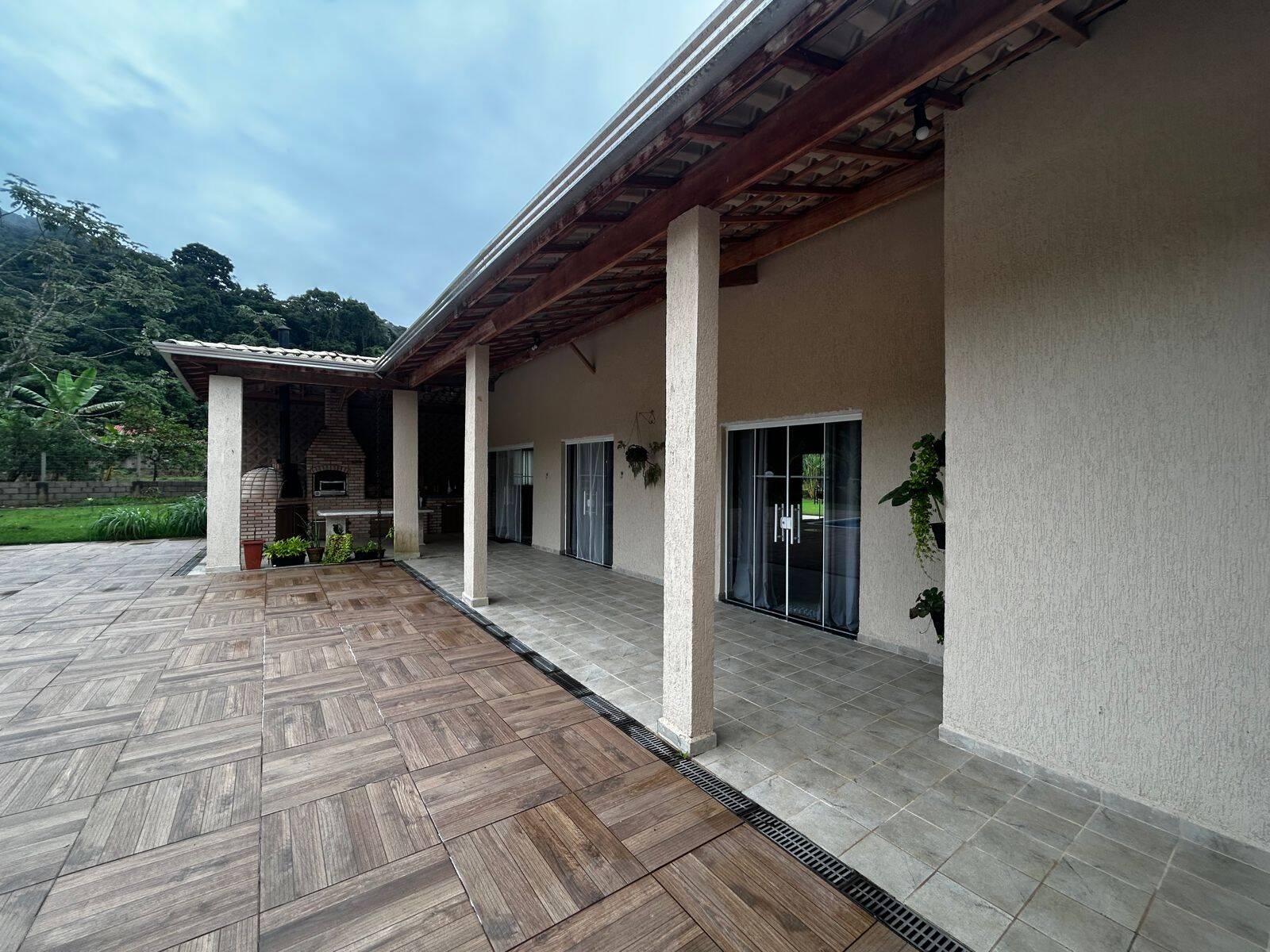 Fazenda à venda com 4 quartos, 300m² - Foto 8