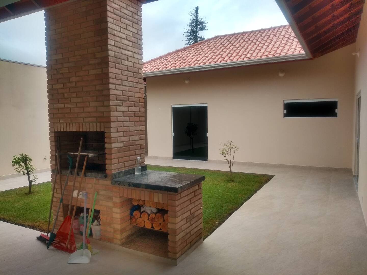 Casa à venda com 3 quartos, 204m² - Foto 13