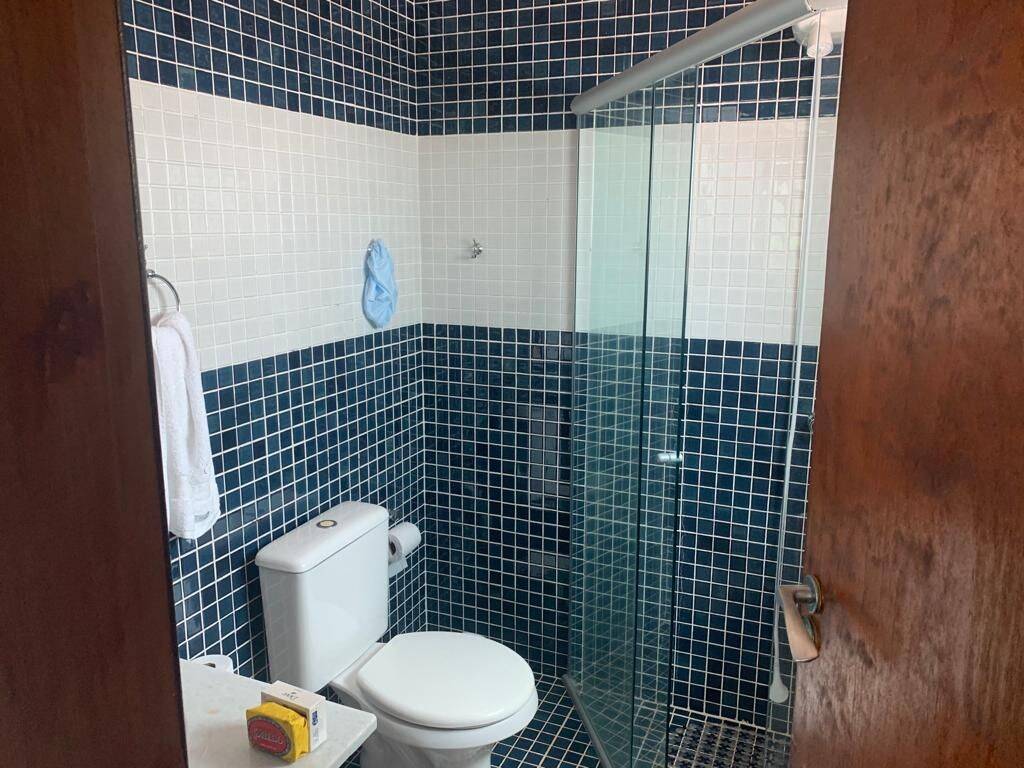 Casa à venda com 3 quartos, 300m² - Foto 15