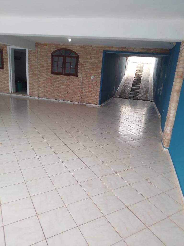 Casa à venda com 4 quartos, 320m² - Foto 6