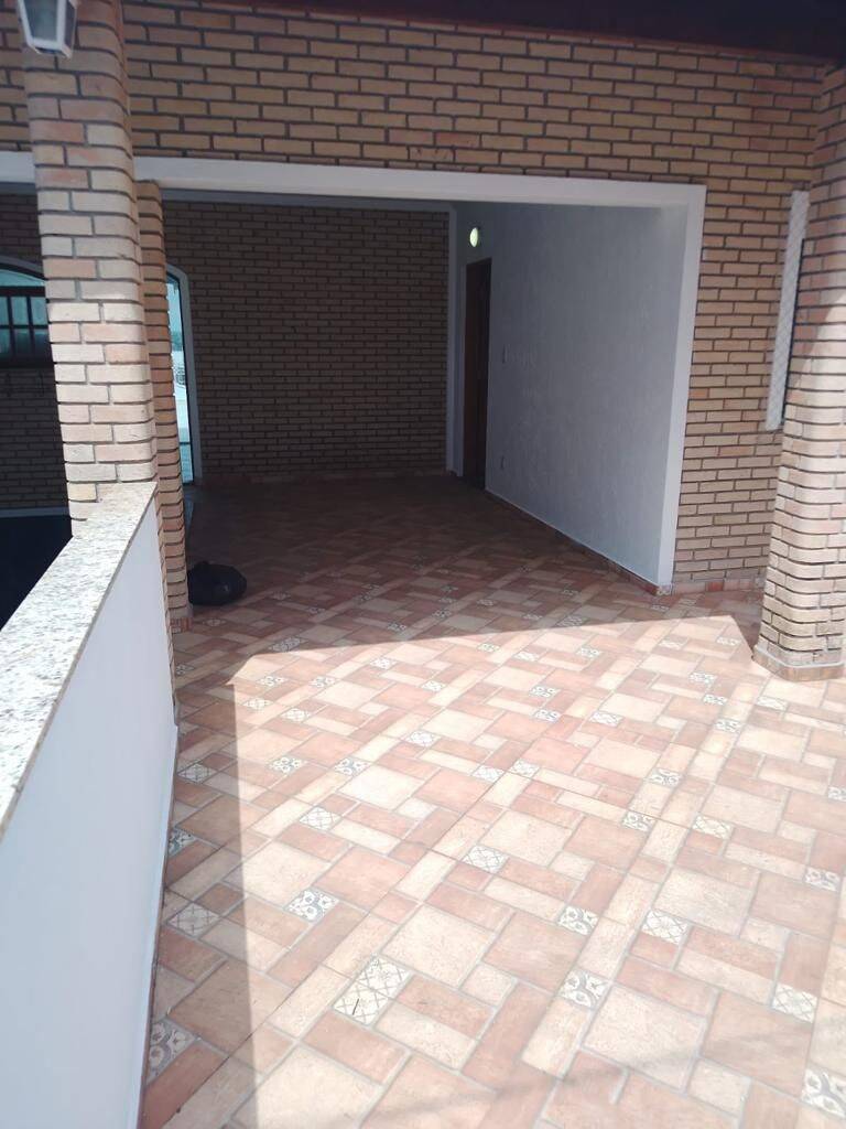 Casa à venda com 4 quartos, 320m² - Foto 9