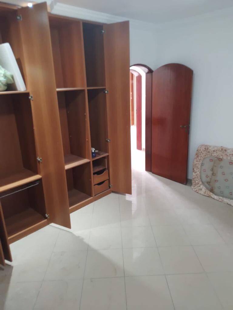 Casa à venda com 4 quartos, 320m² - Foto 12