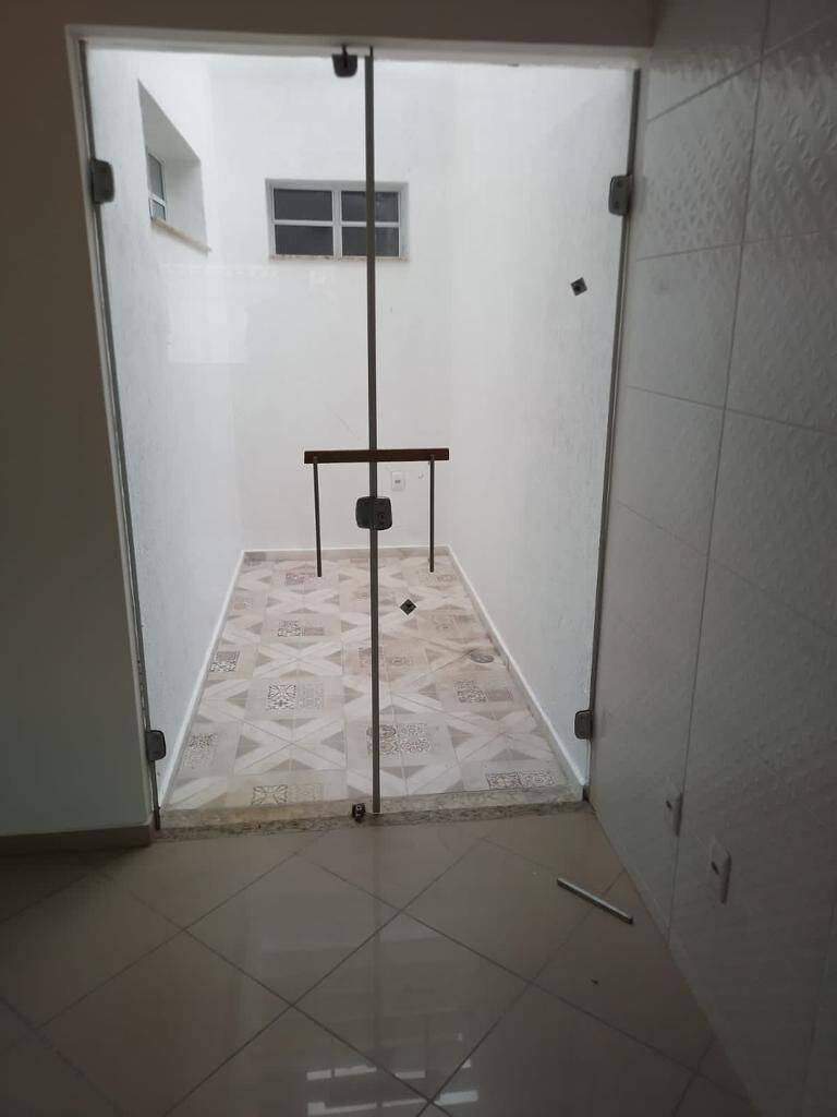 Casa à venda com 4 quartos, 320m² - Foto 14