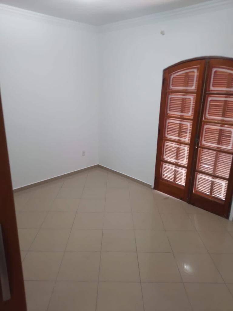 Casa à venda com 4 quartos, 320m² - Foto 17