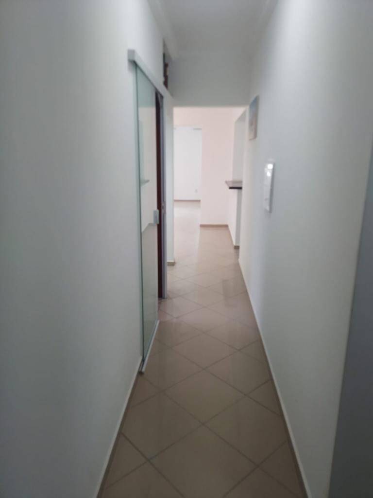 Casa à venda com 4 quartos, 320m² - Foto 22