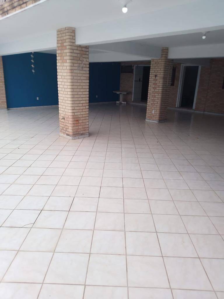 Casa à venda com 4 quartos, 320m² - Foto 28