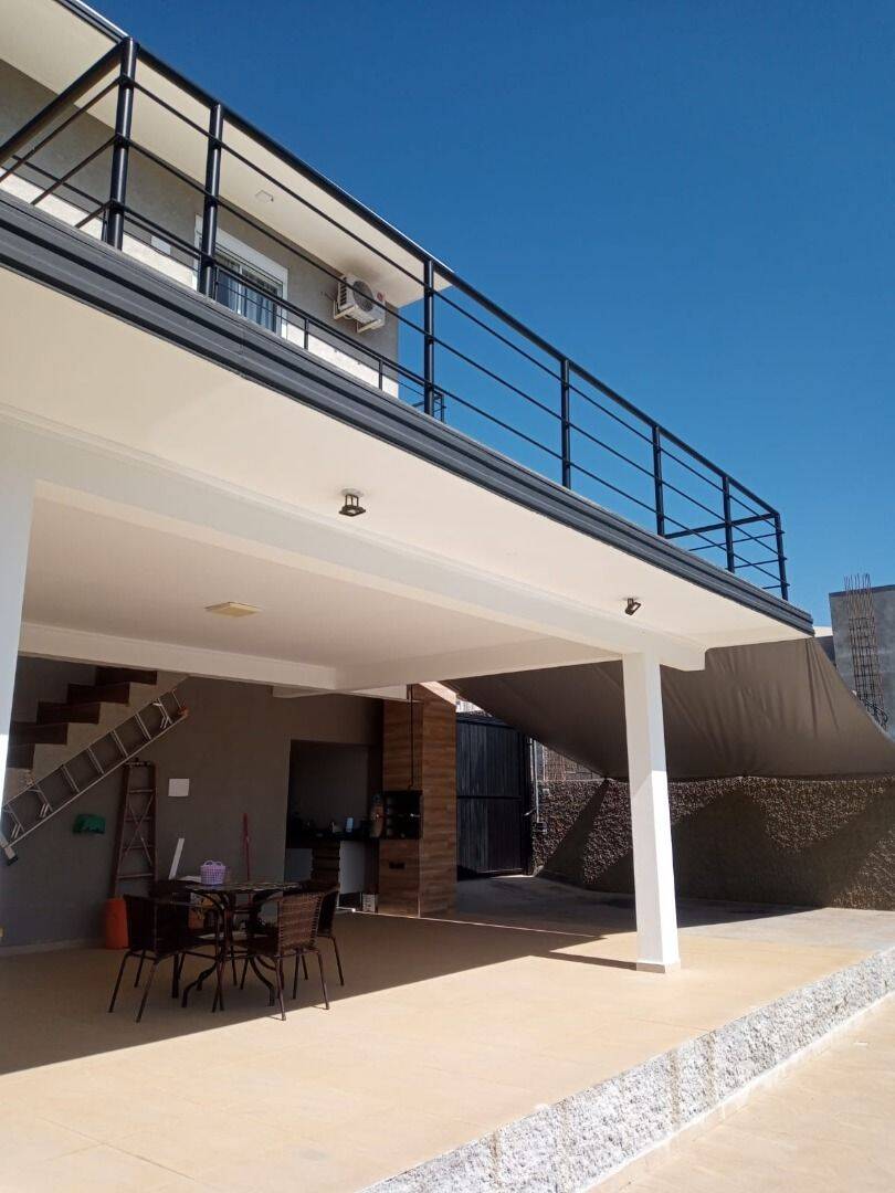 Casa à venda com 3 quartos, 380m² - Foto 5