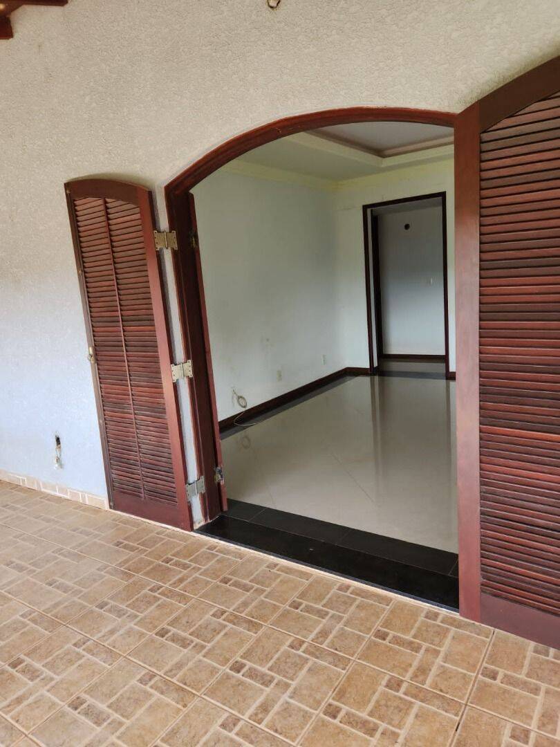 Fazenda à venda com 3 quartos, 613m² - Foto 6