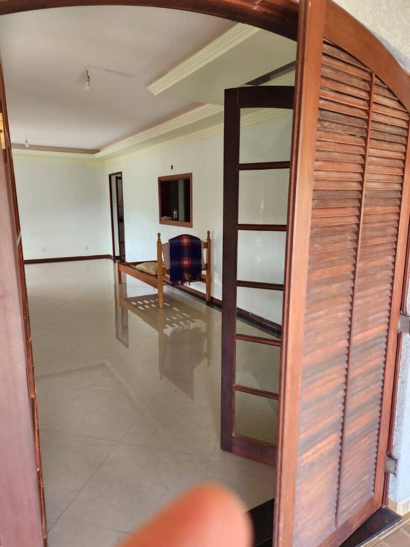 Fazenda à venda com 3 quartos, 613m² - Foto 13