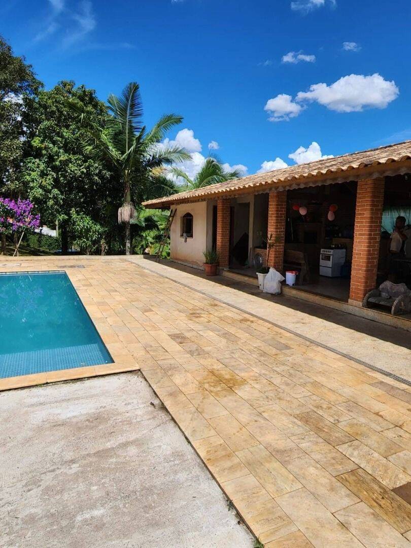 Fazenda à venda com 3 quartos, 613m² - Foto 17