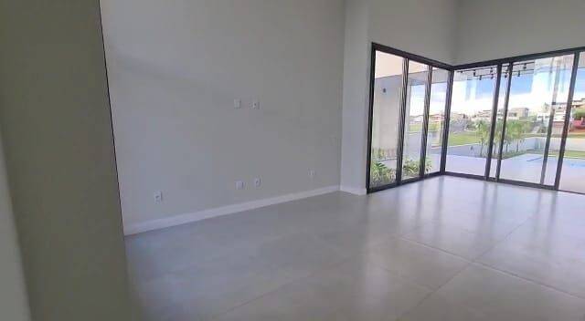 Casa à venda com 3 quartos, 200m² - Foto 13