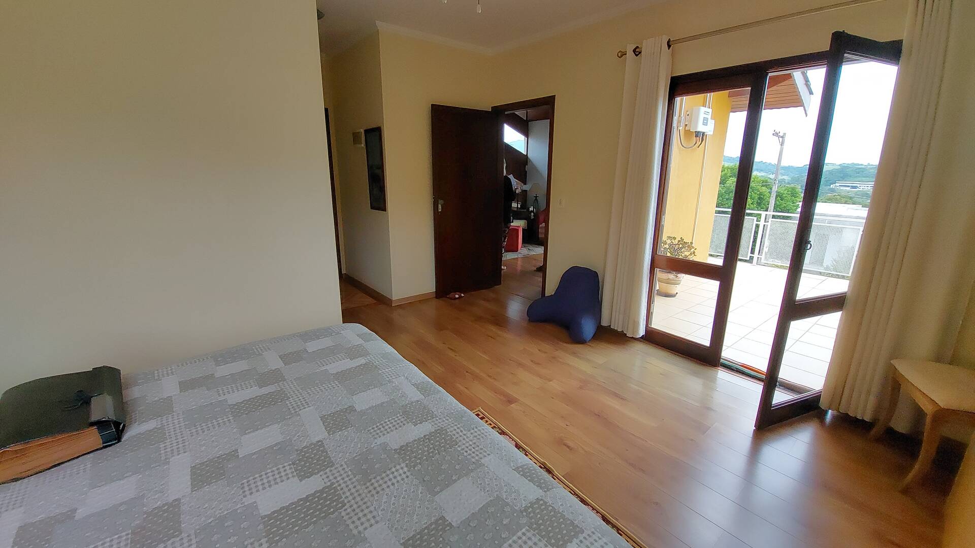 Casa à venda com 5 quartos, 326m² - Foto 13