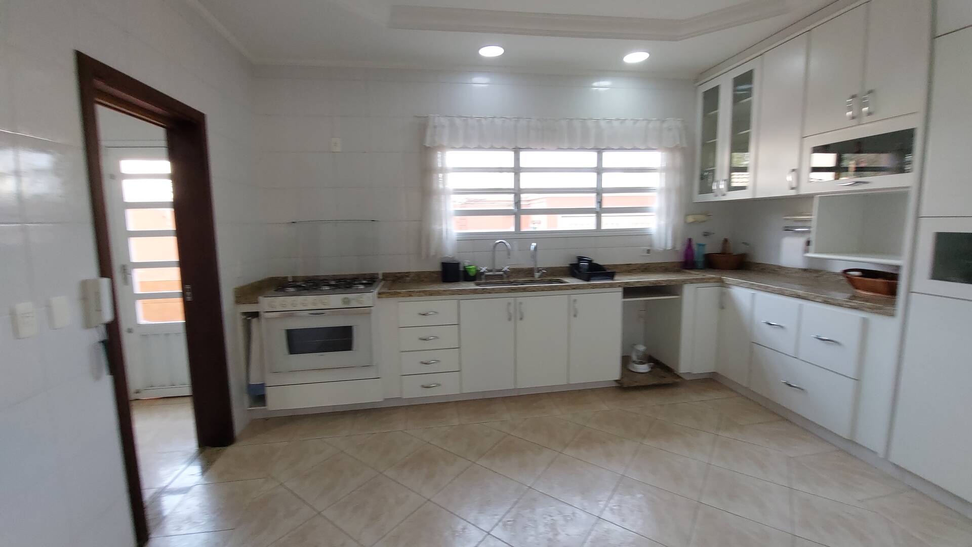 Sobrado à venda com 6 quartos, 420m² - Foto 8