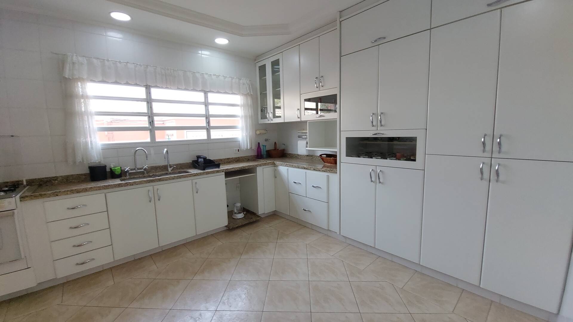 Sobrado à venda com 6 quartos, 420m² - Foto 9