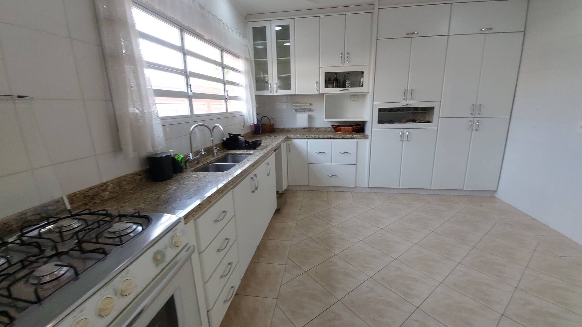 Sobrado à venda com 6 quartos, 420m² - Foto 11