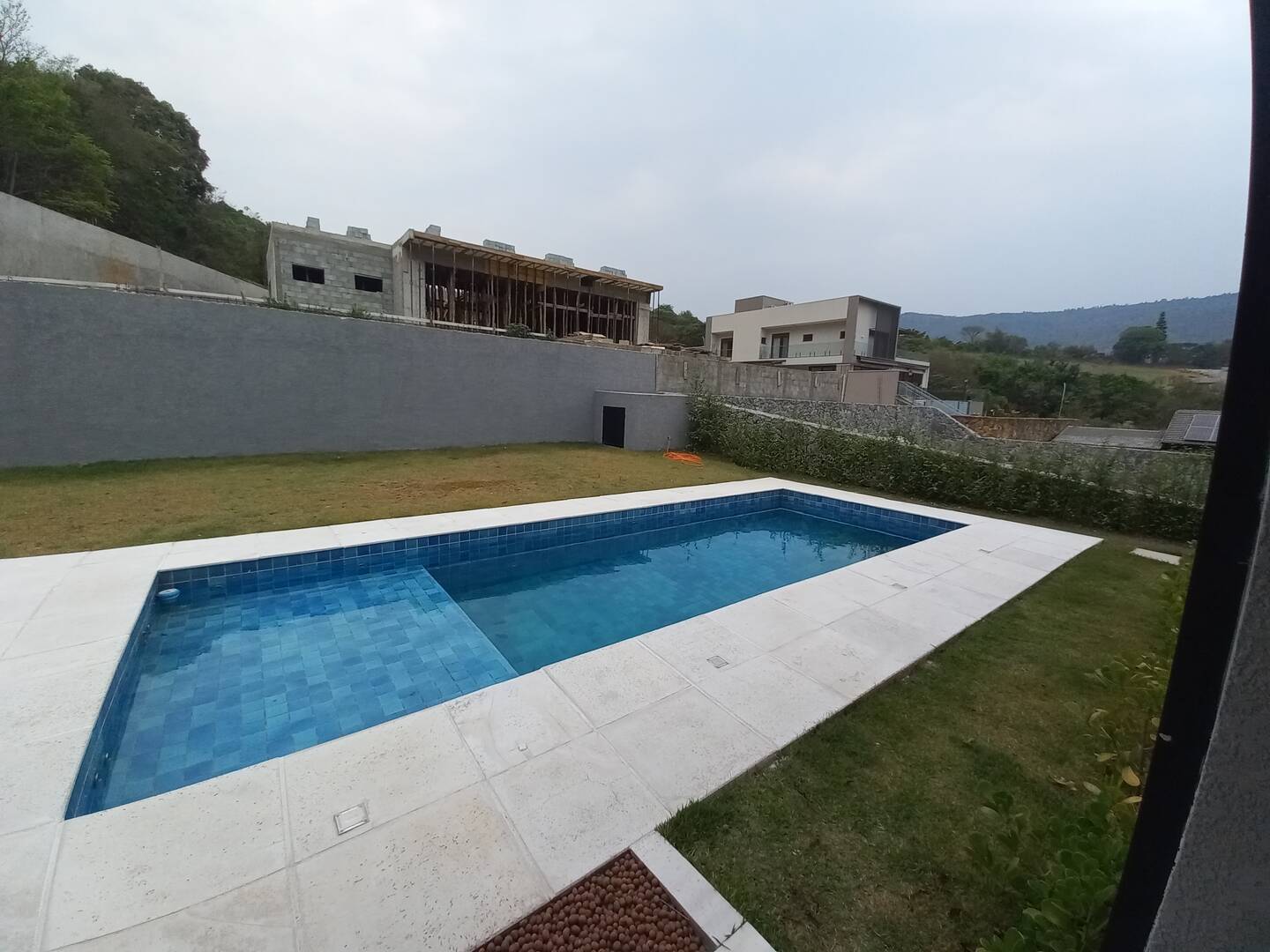 Casa à venda e aluguel com 4 quartos, 390m² - Foto 23