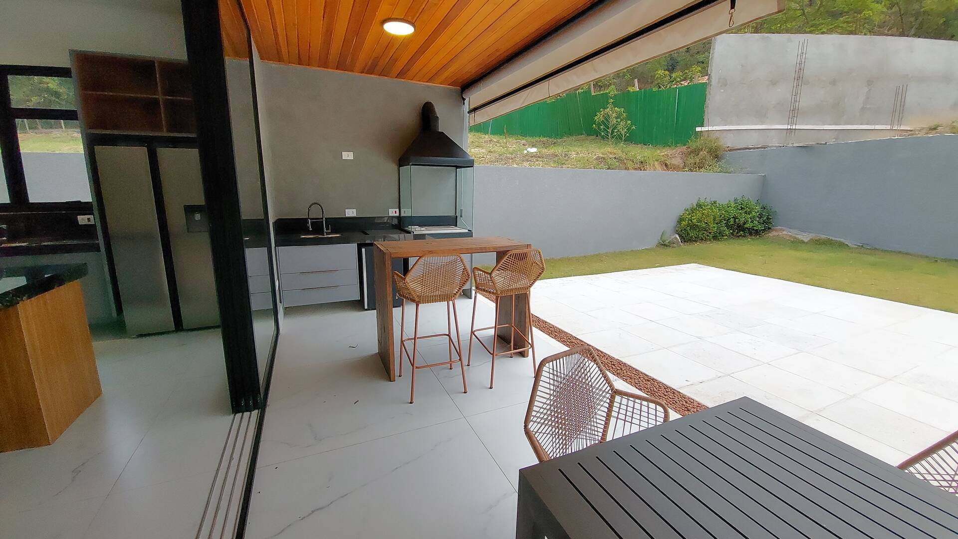 Casa à venda e aluguel com 4 quartos, 390m² - Foto 54