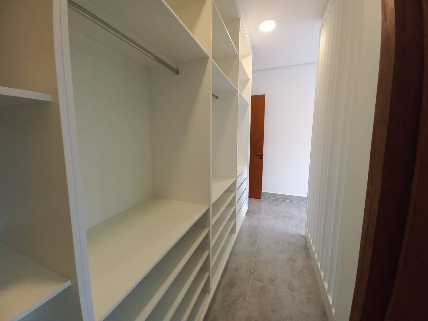 Casa à venda e aluguel com 4 quartos, 390m² - Foto 57