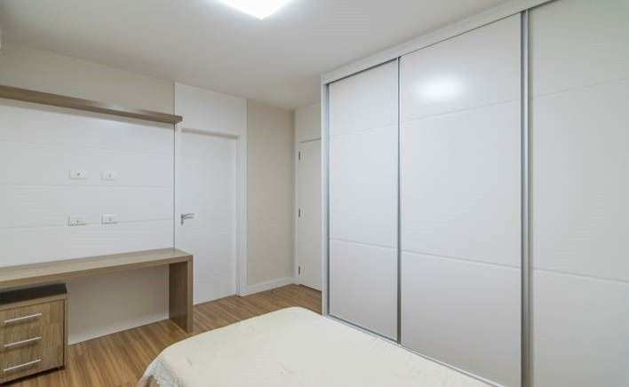 Apartamento para alugar com 4 quartos, 200m² - Foto 23