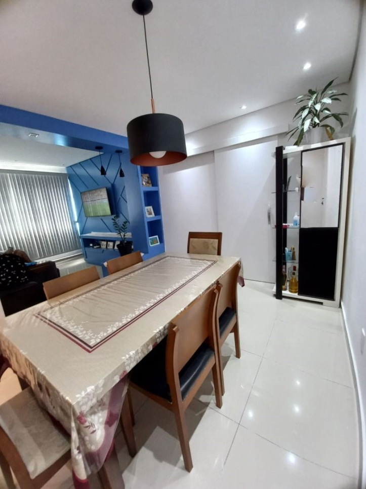 Apartamento à venda com 2 quartos, 79m² - Foto 1