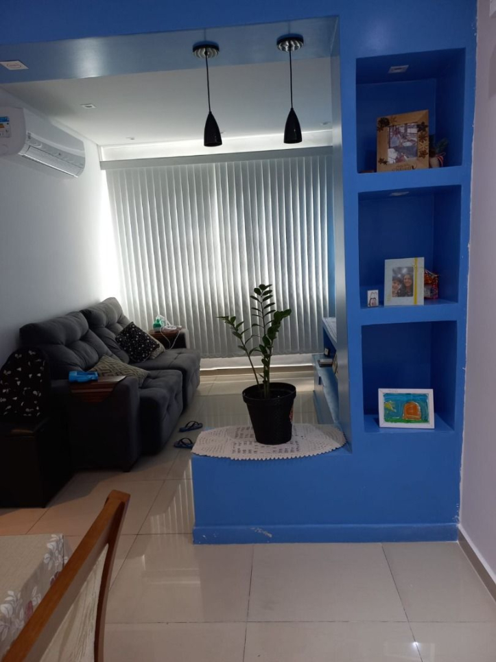 Apartamento à venda com 2 quartos, 79m² - Foto 2