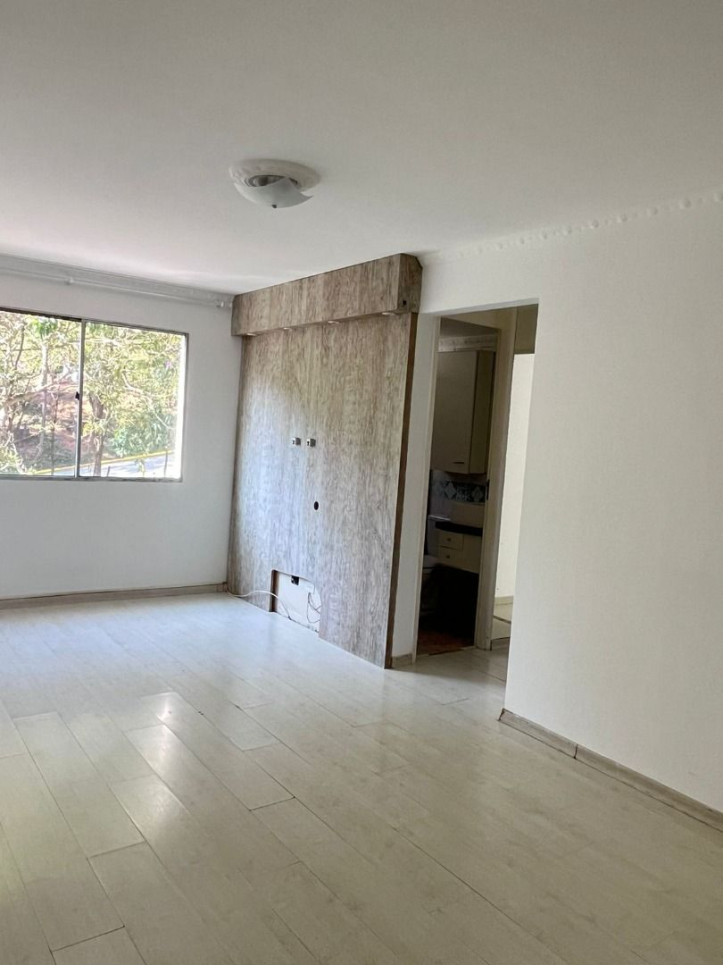 Apartamento à venda com 2 quartos, 51m² - Foto 3