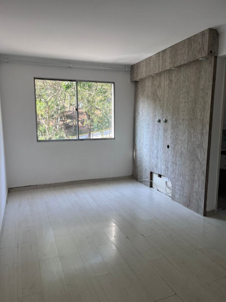 Apartamento à venda com 2 quartos, 51m² - Foto 6