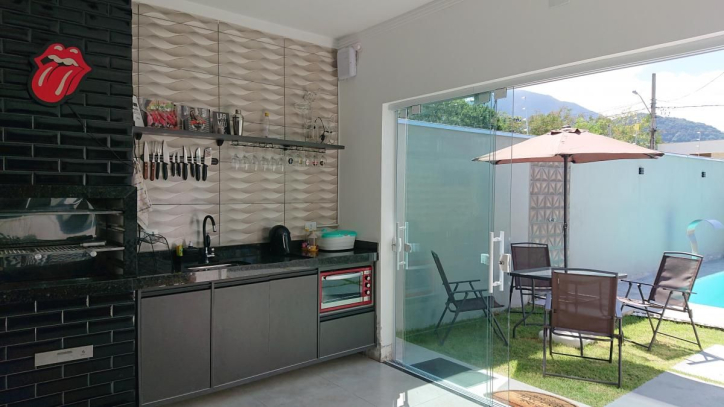 Casa à venda com 3 quartos, 107m² - Foto 3