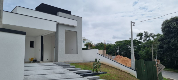 Casa de Condomínio à venda com 3 quartos, 150m² - Foto 2