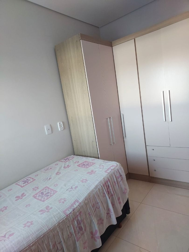 Apartamento à venda com 2 quartos, 74m² - Foto 5