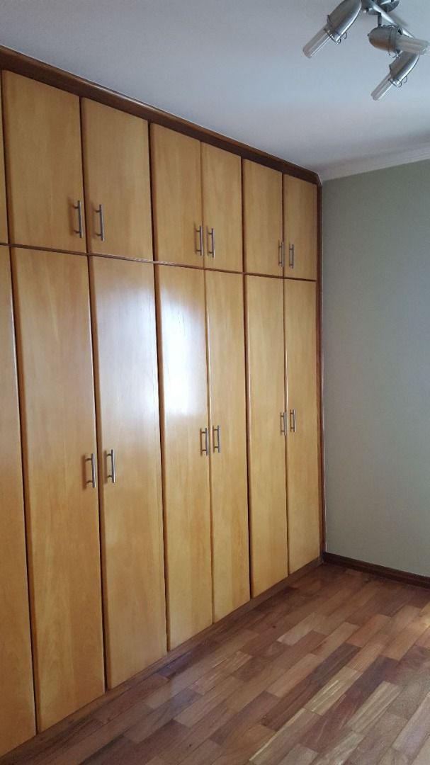 Apartamento para alugar com 3 quartos, 100m² - Foto 18