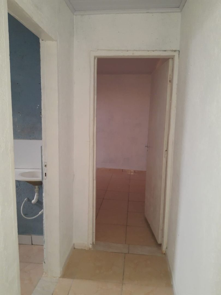 Casa à venda com 2 quartos, 350m² - Foto 16