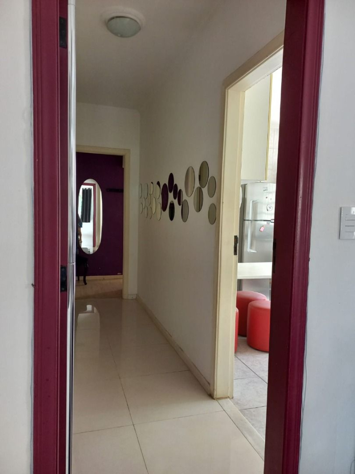 Casa à venda com 3 quartos, 209m² - Foto 9