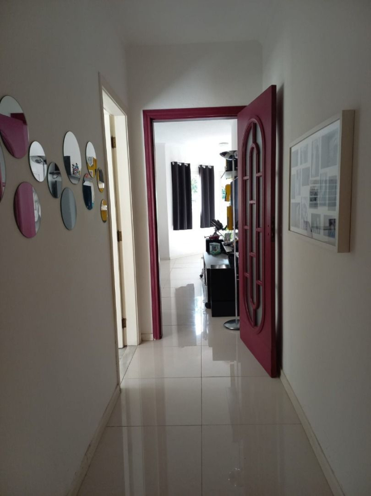 Casa à venda com 3 quartos, 209m² - Foto 14