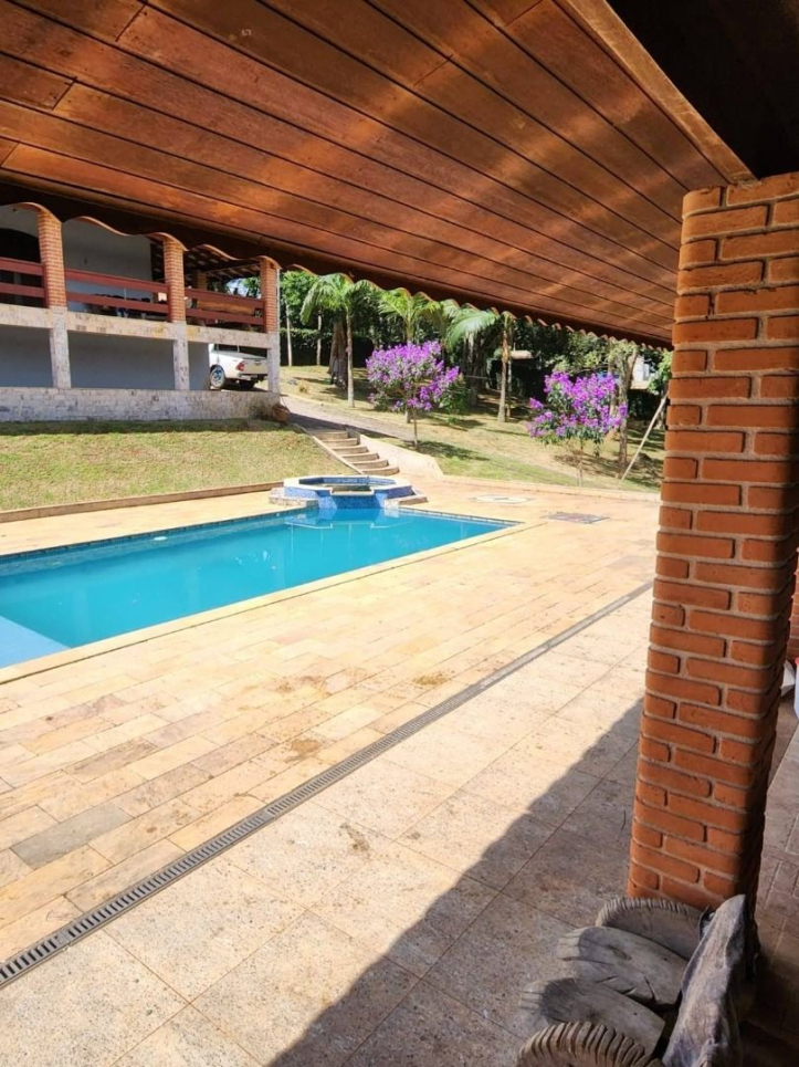 Fazenda à venda com 3 quartos, 613m² - Foto 20