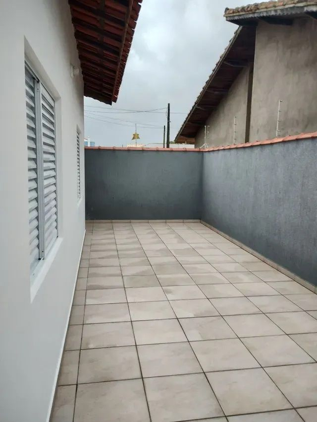 Casa à venda com 3 quartos, 140m² - Foto 2