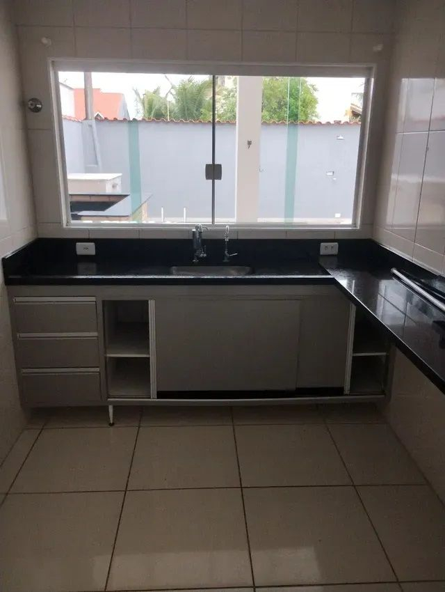 Casa à venda com 3 quartos, 140m² - Foto 3