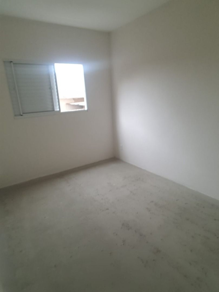 Casa à venda com 3 quartos, 150m² - Foto 2