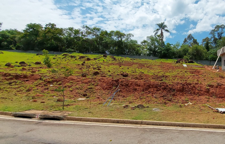 Terreno à venda, 602m² - Foto 1